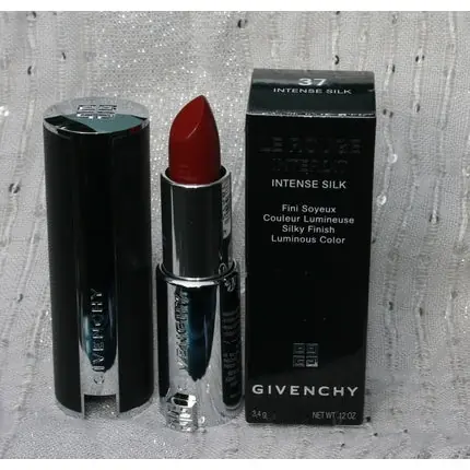 Ruj Givenchy Le Rouge Interdit, Acoperire mătăsoasă, 3.4g Super ofertă