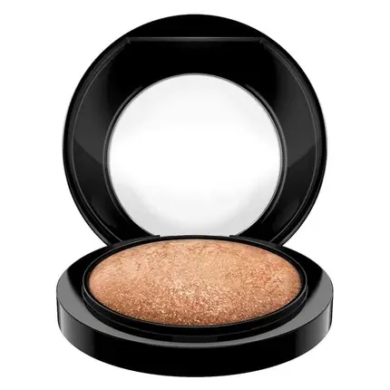 Iluminator MAC Mineralize Skinfinish auriu Chilipir