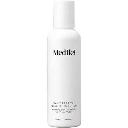 Cumpără online Toner Medik8 Daily Refresh Balancing alb 150ml