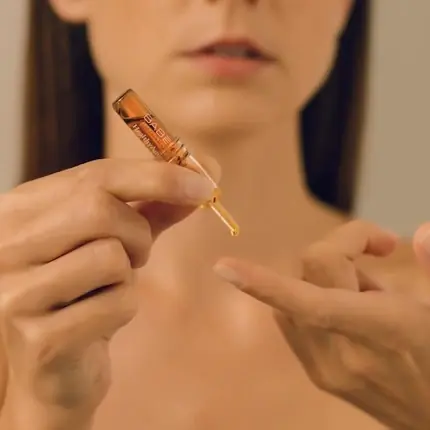 Ampoule Anti-Age, Babe, Multi Defense Age Rescue, 7 buc x 2ml, Efect Regenerator, Culoare Auriu Reduceri