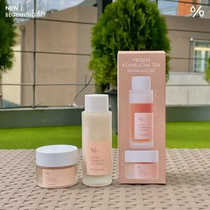 Set Îngrijire Facială Dr. Ceuracle Vegan Kombucha Tea Beginning Set - Esență 1.69 fl oz, Gel Cremă 1.05 oz Ofertă limitată