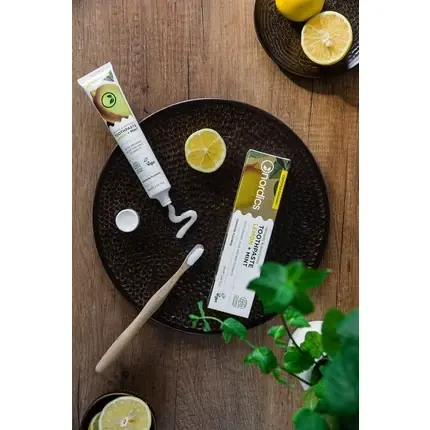 Preț mic Pasta de dinți albire cu lămâie și mentă, Nordics Organic Care, 110g